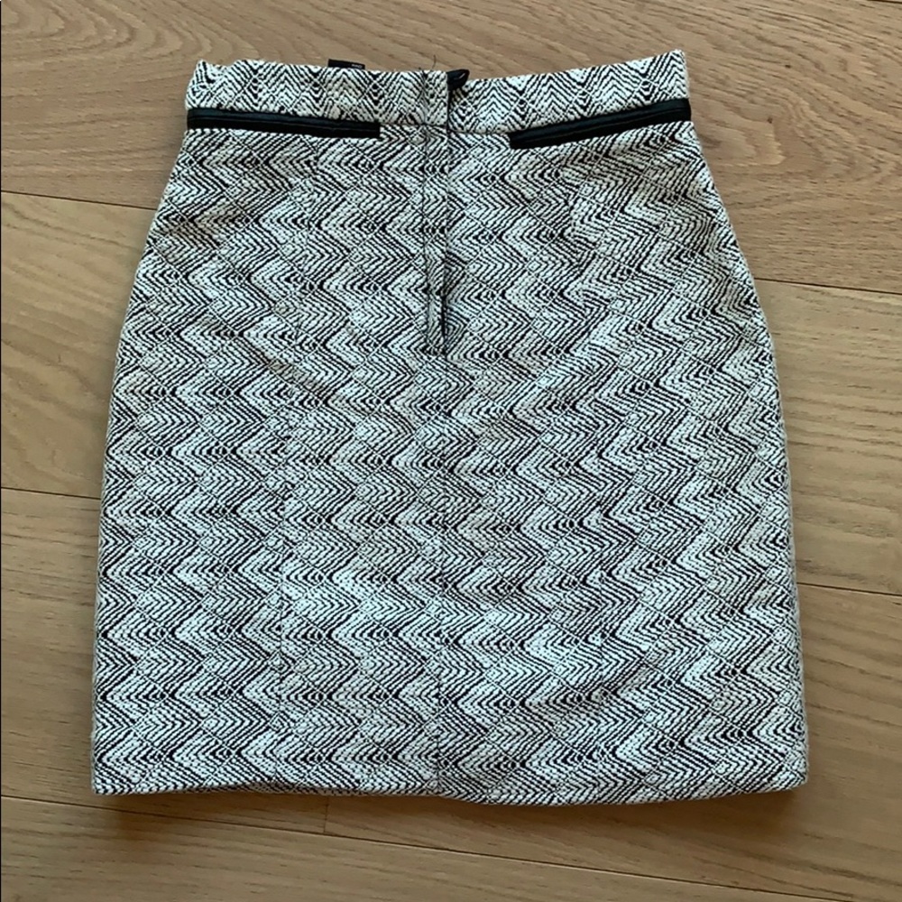 H&M SKIRT 🆕 - Picture 2 of 2